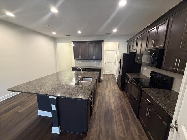 Building Photo - 14263 Damselfly Dr