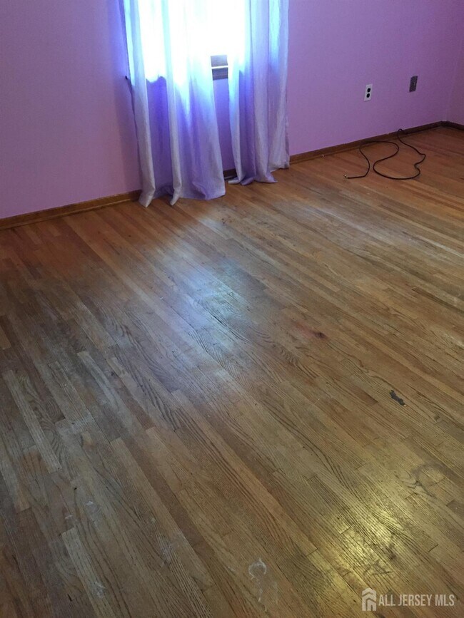 Building Photo - 17 Jill Ct