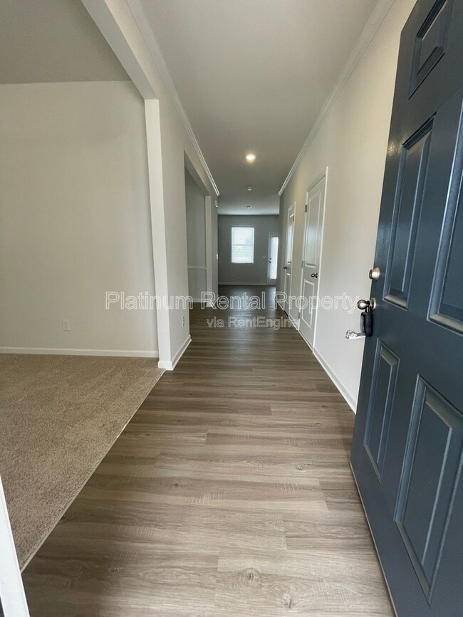 Building Photo - 74 Hampton Rdge Wy