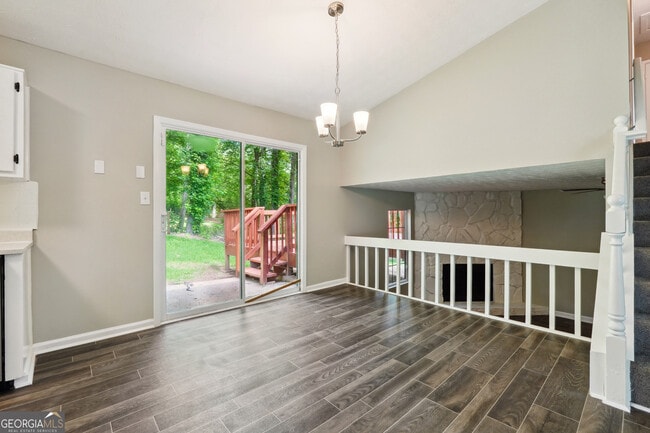 Building Photo - 1819 Singer Way