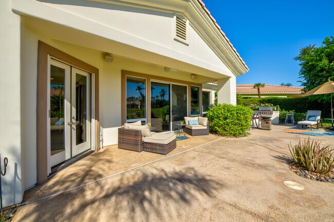 Building Photo - 50500 Cypress Point Dr