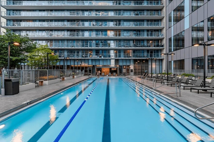 Building Photo - 336 E Wacker Dr