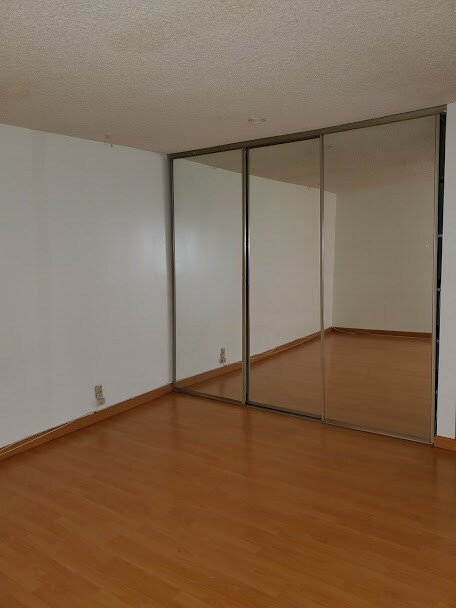 Building Photo - 1127 E Del Mar Blvd