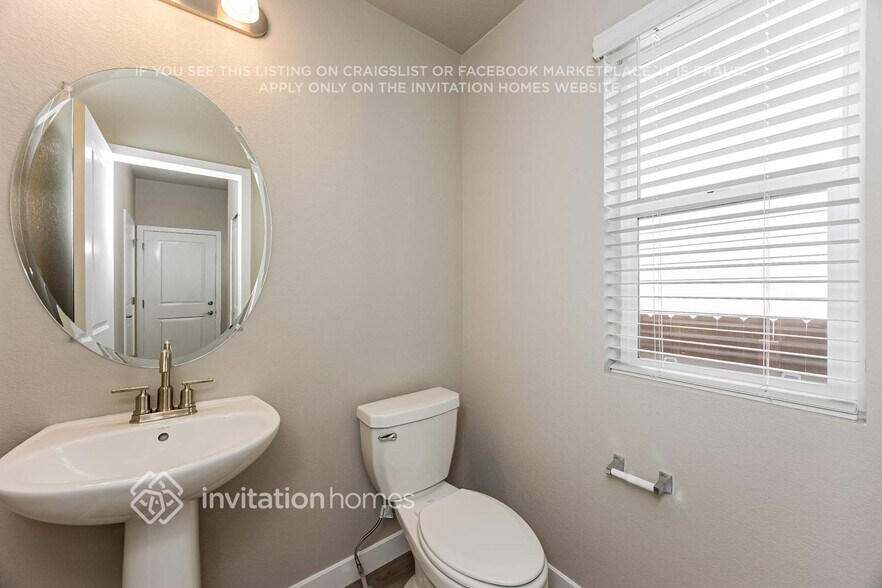 Building Photo - 13623 Arriba Dr