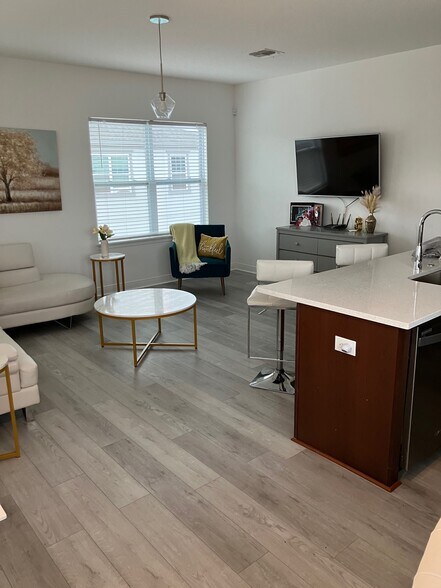 Building Photo - 8254 Nemours Pky
