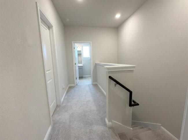Building Photo - 8311 Springsteen Dr