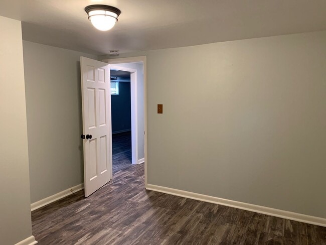 Building Photo - Wonderful 4 Bedroom 2 Bathroom Home in Eastridge!