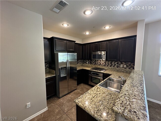 Building Photo - 11346 Bedford Commons Dr