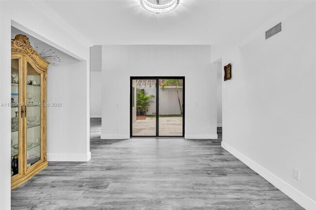 Building Photo - 17532 NW 61st Ct N