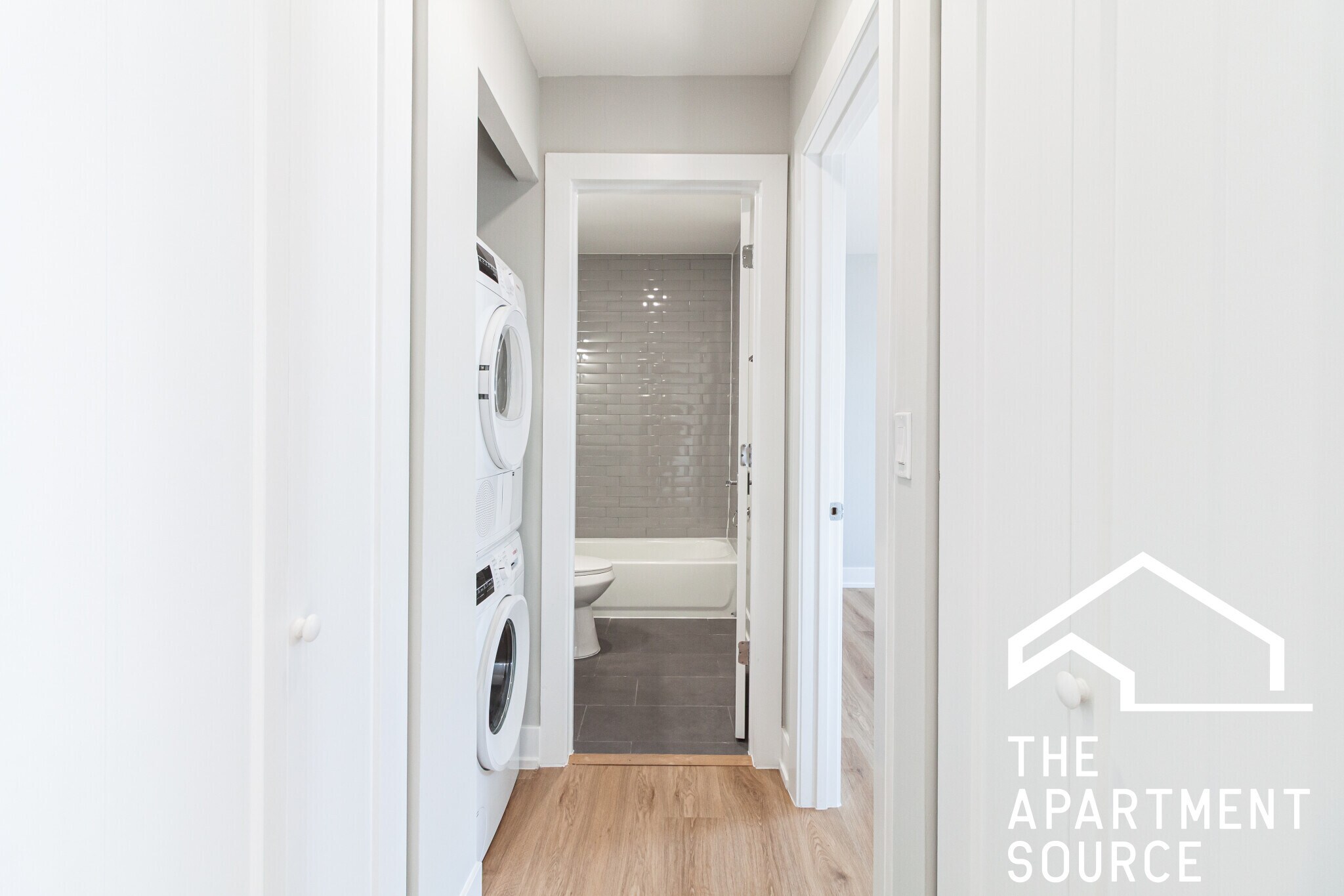 Building Photo - 503 W Aldine Ave