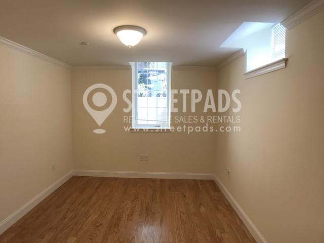 Building Photo - 3 bedroom in Cambridge MA 02138