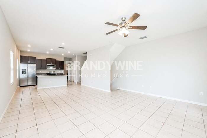 Building Photo - 5616 Mercado Dr