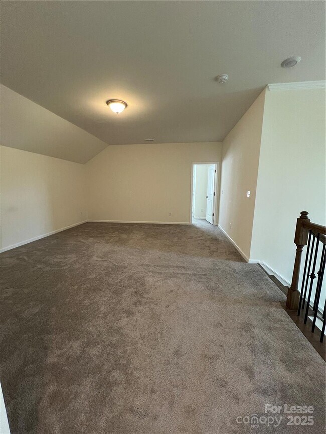 Building Photo - 1024 Argentium Way
