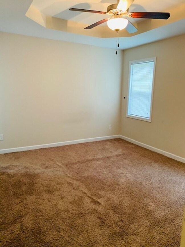 Building Photo - 3 Bedroom in The Landing @ Everetts Creek