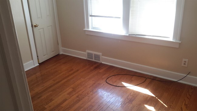 Building Photo - 4607 Marseilles St