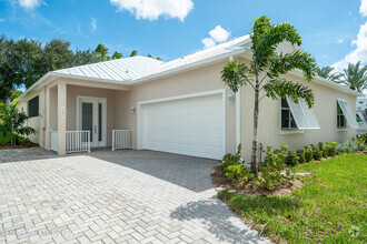 Building Photo - 4280 Alamanda Key Dr
