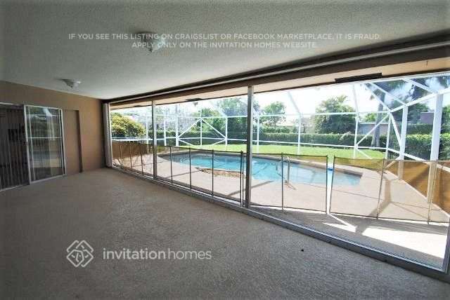 Building Photo - 4030 NW 103rd Dr