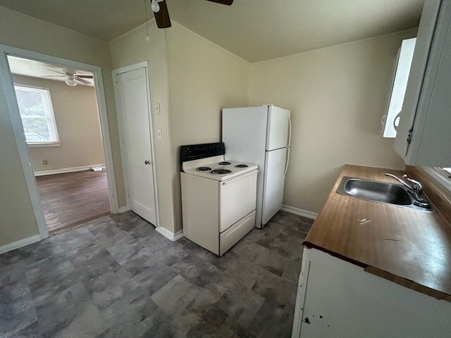 Building Photo - 774 Clemmonsville Cir