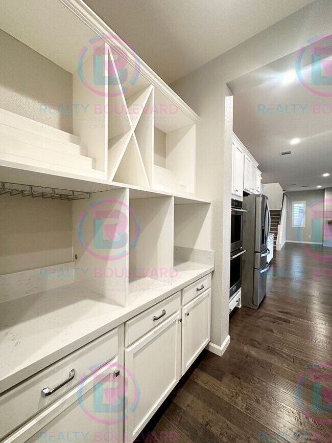 Building Photo - 5 Bedroom 3 Car Garage Home with Spa-Like Primary Suite & Resort-Style Backyard with Office, Loft...