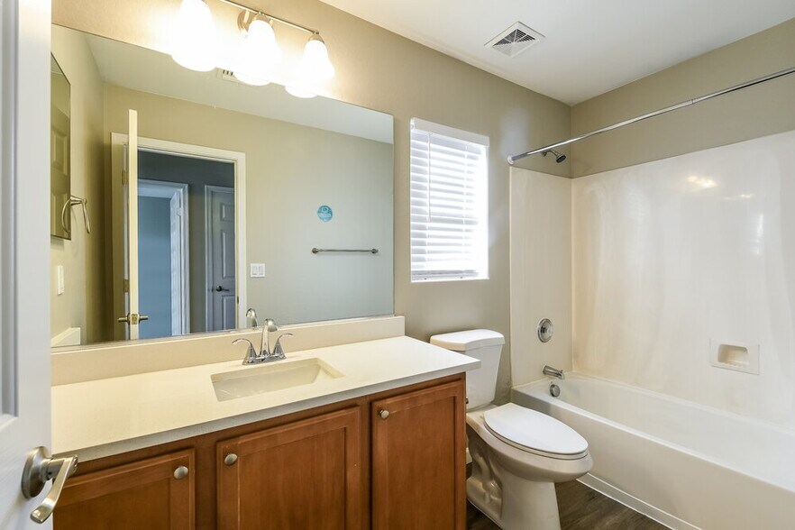 Building Photo - 39520 N Hillerman Way