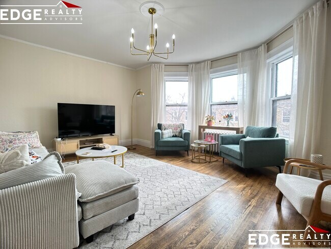 Building Photo - 11 Euston St