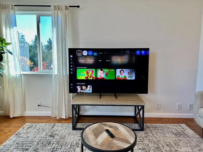 Building Photo - 6505 Skyfarm Dr