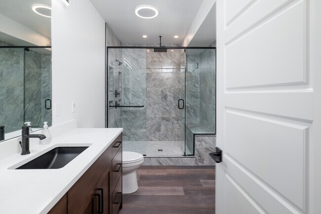 Building Photo - 277 S 1250 E