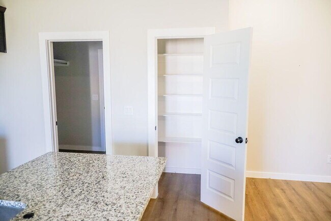 Building Photo - 2916 Corpus Ave