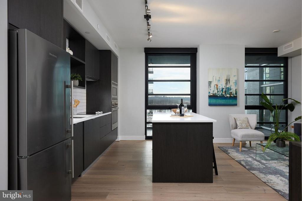 Building Photo - 1300 4th St SE