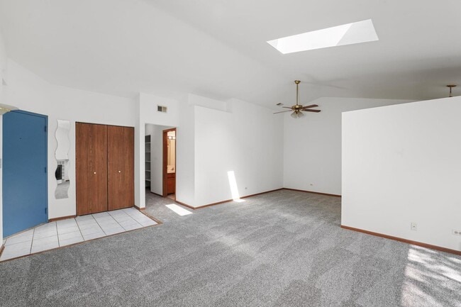 Building Photo - 1505 Mercury Dr
