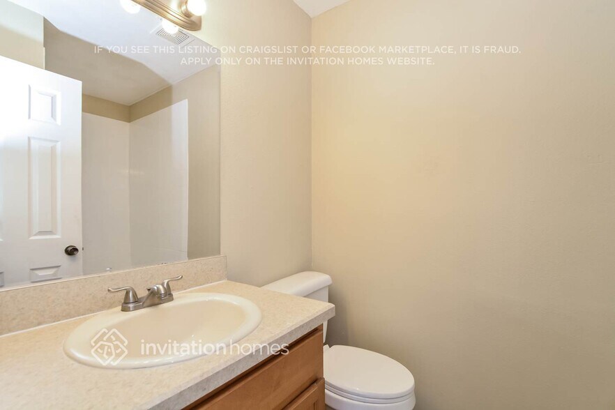 Building Photo - 5216 Forzley St