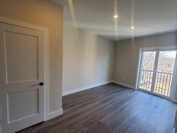 Building Photo - 64 Tolman St