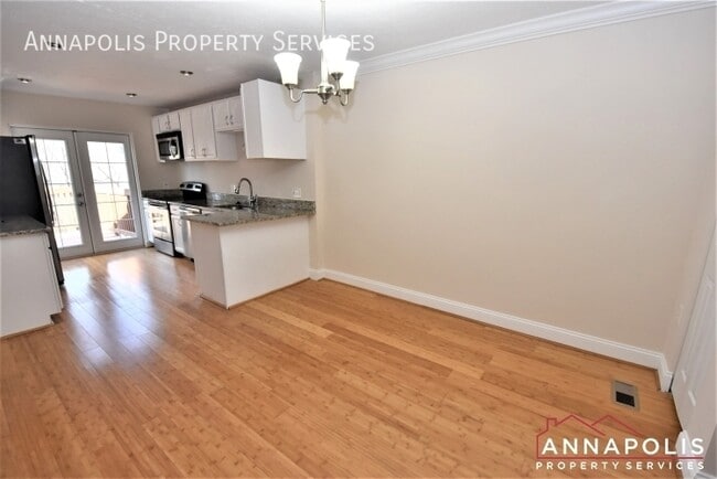 Building Photo - 508 Greenblades Ct