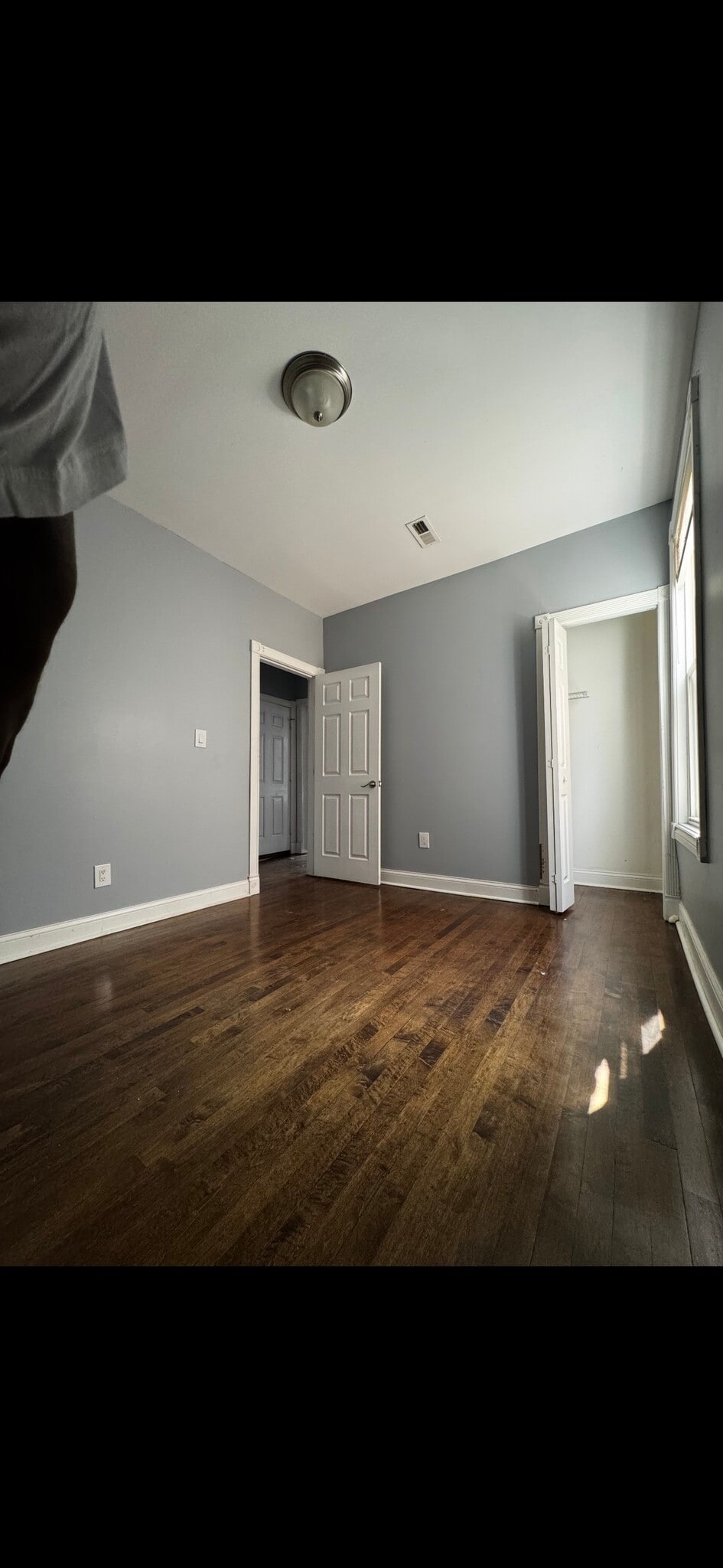 Bedroom - 162 N La Crosse Ave