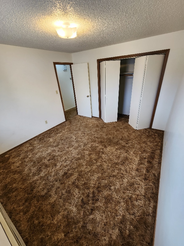 Building Photo - 131 Miller St NE