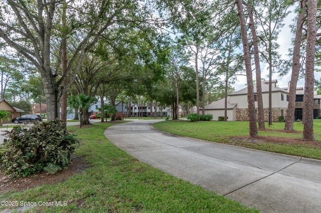 Building Photo - 9012 Scarsdale Ct