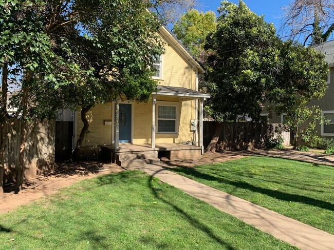 Building Photo - Cute Chico Charmer/Close to downtown and CSUC