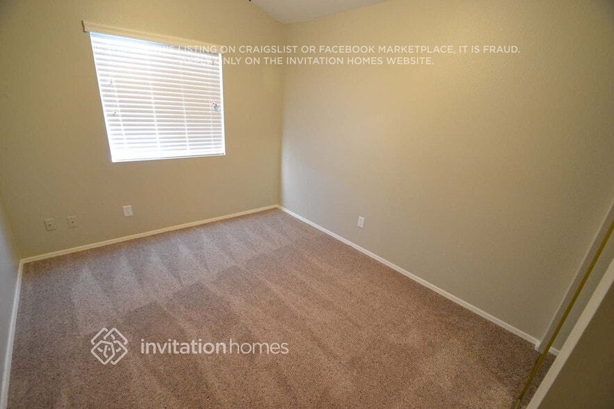 Building Photo - 118 W Gary Way
