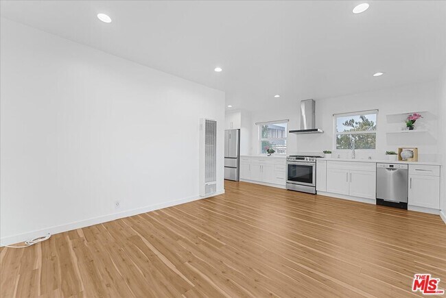 Building Photo - 2948 Exposition Blvd