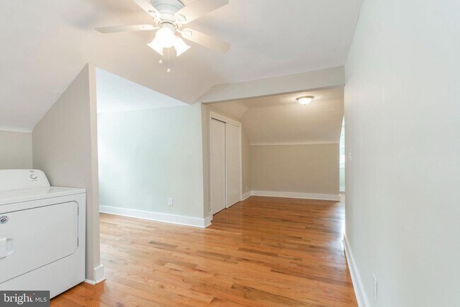 Building Photo - 169 S Harrison St