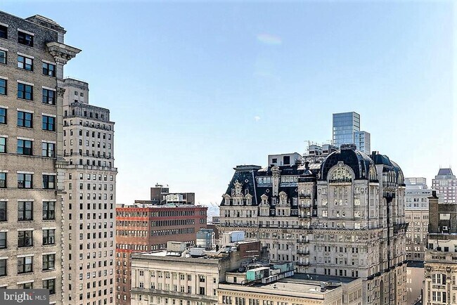 Building Photo - 111 S 15th St