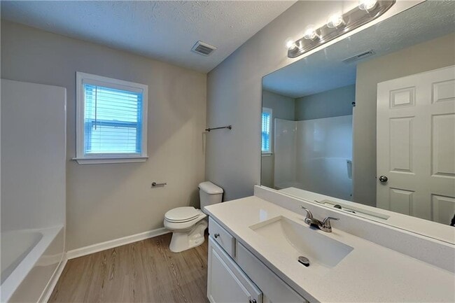 Building Photo - 928 Mill Creek Ave