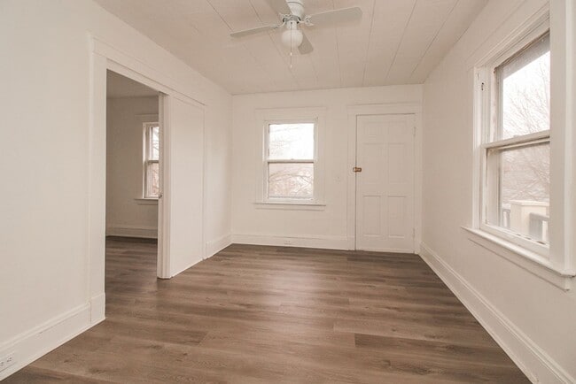 Building Photo - 7415 Elton Ave