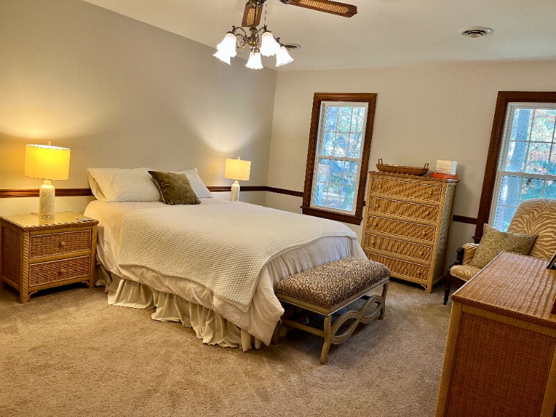 Building Photo - 13600 Fox Chase Terrace