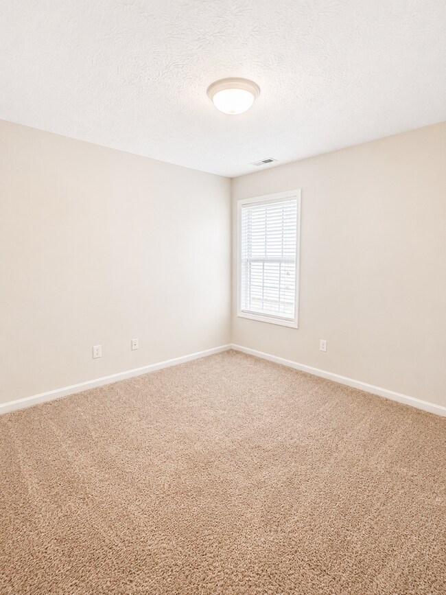Building Photo - 10417 Leven Blvd
