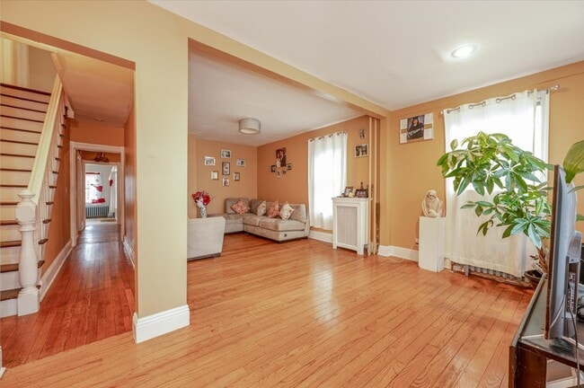 Building Photo - 37 Prospect Ave