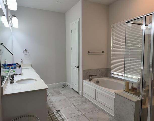 Building Photo - 12569 Royal Oaks Ln