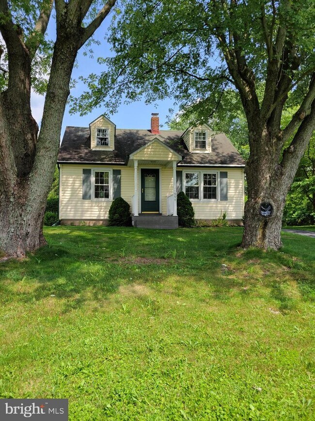 Building Photo - 994 Gravel Pike