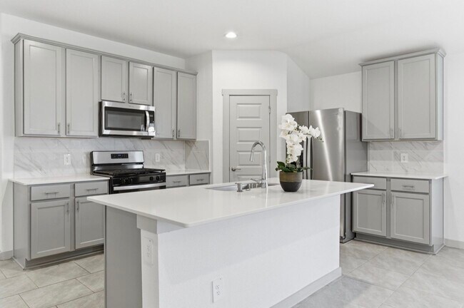 Building Photo - 30034 Reagans Rnch Dr