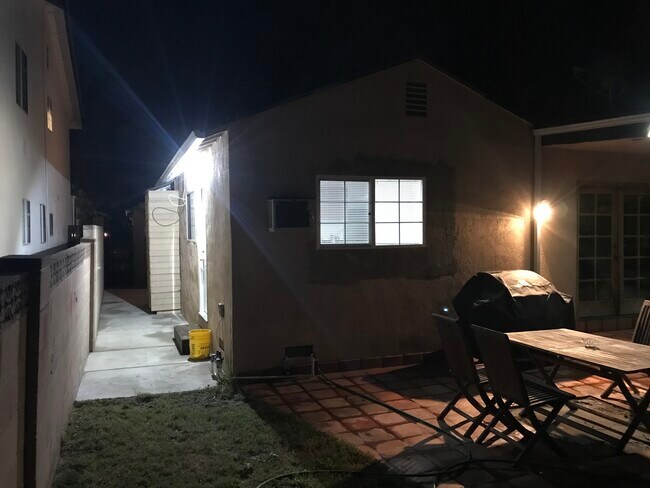 Building Photo - 12619 Emelita St